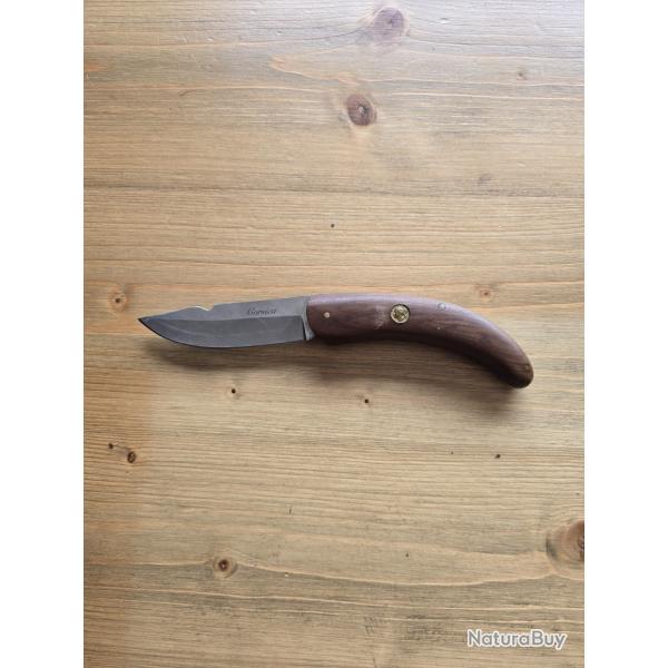 Couteau de berger corsica pliant avec m�daillon tete de maure