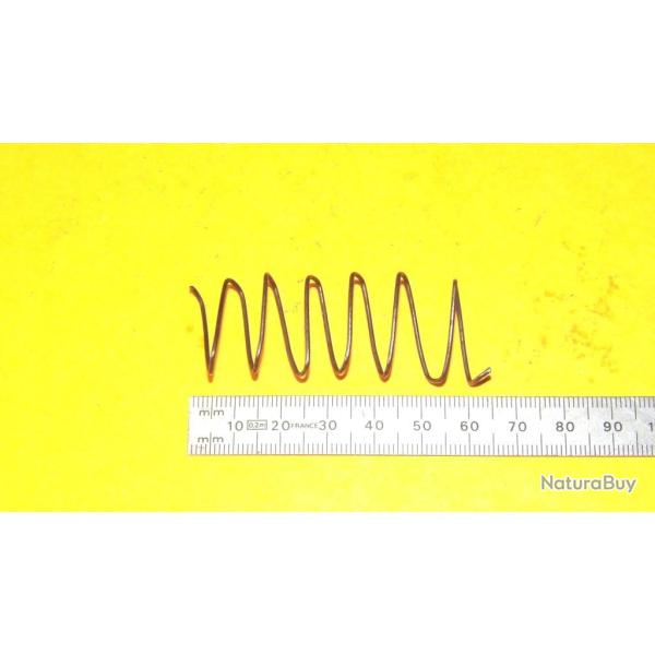 ressort de chargeur 9mm long 60mm larg 23.15mm �paisseur 9.37mm - VENDU PAR JEPERCUTE (D26B9)