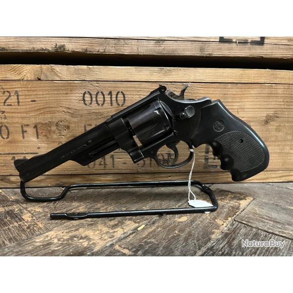 Enchere 1� sans prix de r�serve magnifique Smith wesson 28-2 higway patrolman