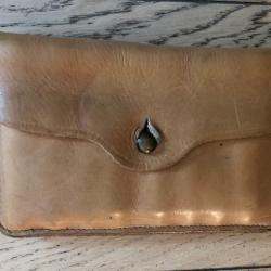 Etui pour 8 cartouches carabine / r&eacute;volver