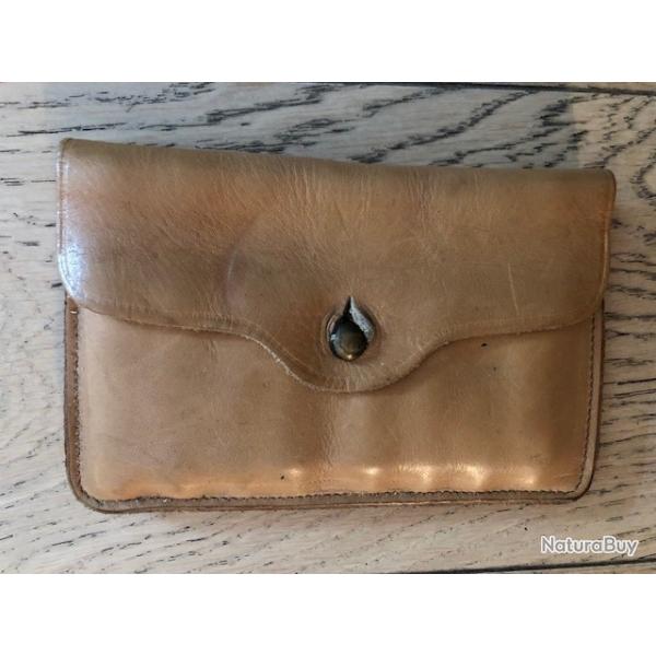Etui pour 8 cartouches carabine / r�volver