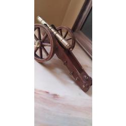 Canon d'artillerie ancien