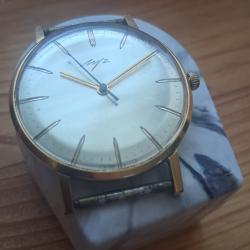 LUCH MONTRE M&Eacute;CANIQUE ANCIENNE CALIBRE 2209 MADE IN URSS 1970s D&Eacute;DICACE