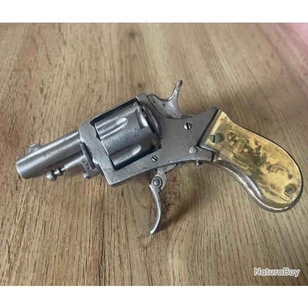 Revolver calibre 320