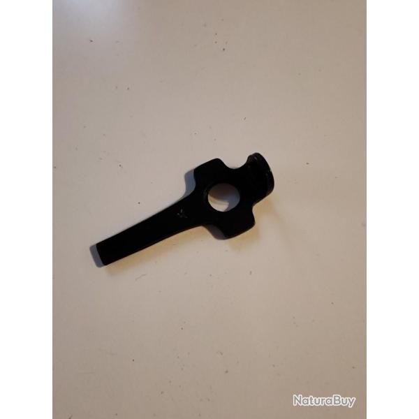 CL� DE DEMONTAGE POUR P-08