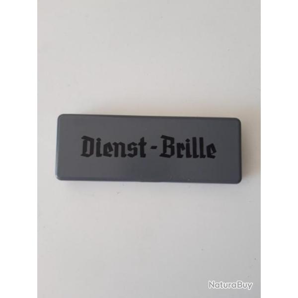 PAIRE DE LUNETTES TYPE "DIENST BRILLE"