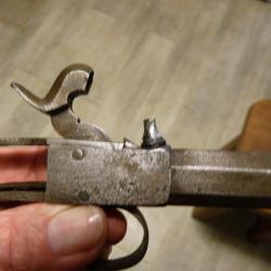 Pistolet a poudre noir