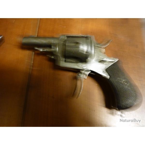 Revolver boulldog 380  poudre noir