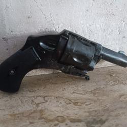 Rare petit revolver bulldog hammerless Cal 320  fonctionnelle avec surete laterale manque ressort