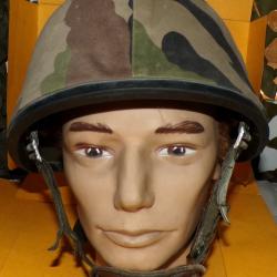 CASQUE MILITAIRE LOURD MODELE F1 DE L'ARMEE FRANCAISE DE 1979  , FABRICATION FRANCAISE DUNOIS A COU