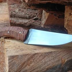 Couteau utilitaire