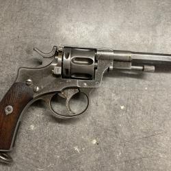 Revolver  NAGANT SU&Eacute;DOIS cal 7.5