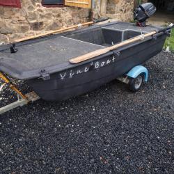 Barque 3m20 am&eacute;nag&eacute;e type bass boat 100% &eacute;quip&eacute;e