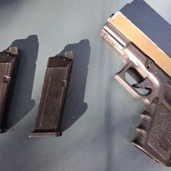 KJ Works - Glock 32C GBB + 2 chargeurs (sans fuite - pr&ecirc;t &agrave; jouer)