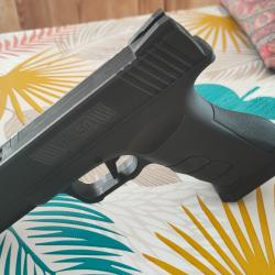 Gunsmith gs50 / deux chargeurs / 10 billes bleus d'entra&icirc;nement