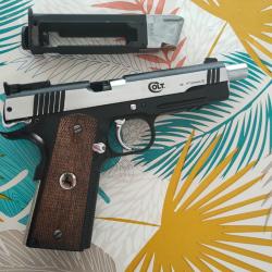 Pistolet SP Combat Classic Dark Ops CO2 4.5mm Colt