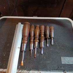 Lot Anciens tournevis armurier pour vis anciennes a fentes fines