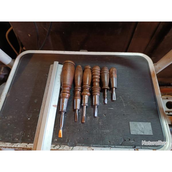 Lot Anciens tournevis armurier pour vis anciennes a fentes fines
