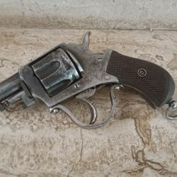 Rare revolver bulldog 320 modele a pontet fonctionnelle manque ressort detente et portiere apte tir
