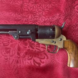 Revolver &agrave; poudre noire Sheriff calibre 36, pas de prix de r&eacute;serve