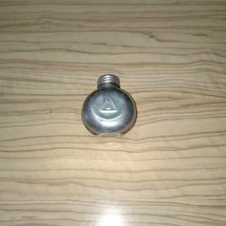 Burette d'huile sovi&eacute;tique 3