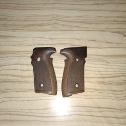 Plaquette bois Sig P228