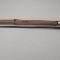 canne  &eacute;p&eacute;e  lame marqu&eacute;e Louis Rocher a SAINT ETIENNE 88 cm lame de 37 cm - pommeau en verre plein
