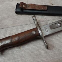 220395 Baionnette Suisse pour fusil Schmidt Rubin 1889 modifi&eacute; 1899. VOIR RIVET SUR LA LAME