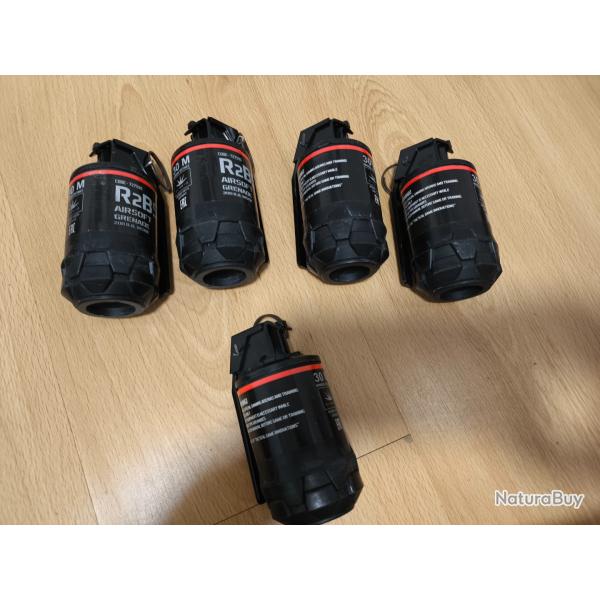 Grenade airsoft paintball TAGinn Grenade R2BM