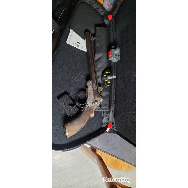 Joli pistolet de tir en 22 short cat D