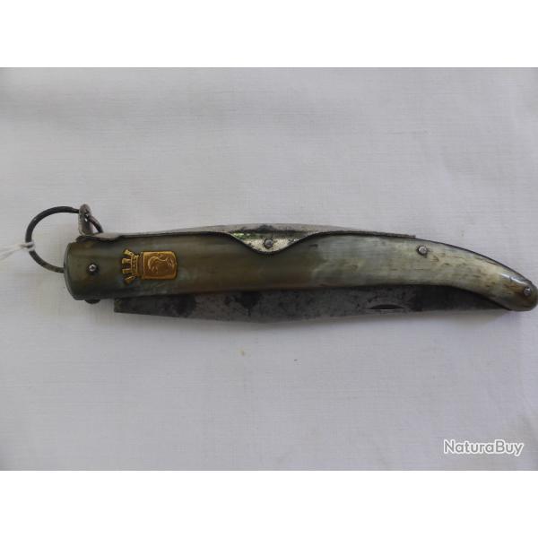 Grand et Ancien couteau corse