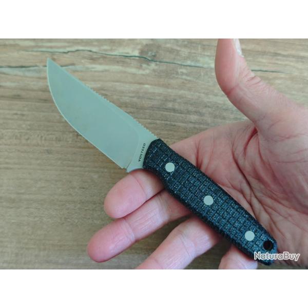 Vosteed Mink  D0101 Lame en acier Nitro-V et plaquettes en Micarta noir- NEUF.