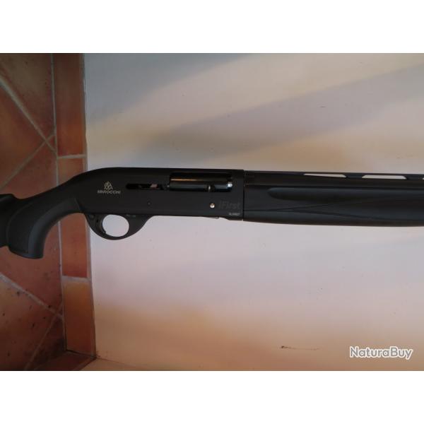 fusil semi-automatique MAROCCHI I First synth�tique 12/76 canon 70cm chokes interchangeables