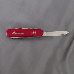 Couteau Victorinox camping