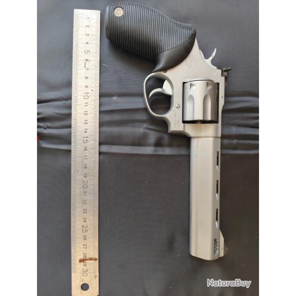 Revolver Taurus Mod 627 "Tracker" 657 Magnum