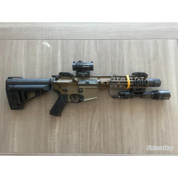 VFC M4 Avalon Saber CQB AEG (Tan)