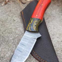 Skinner Couteau Damas Lame 256 Couches Lame Drop Point Manche Rubis Fabr Artisanale Etui Cuir