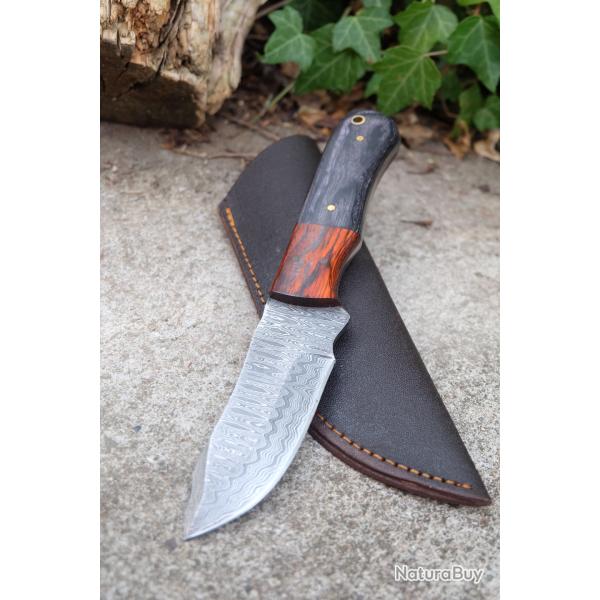 Skinner Couteau Damas Lame 256 Couches Lame Drop Point Manche Smoke Fabr Artisanale Etui Cuir