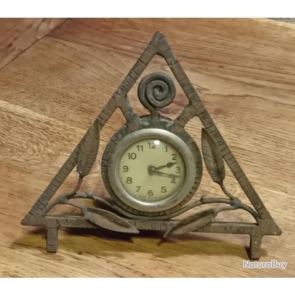 horlogerie . pendule r�veil art d�co / art nouveau