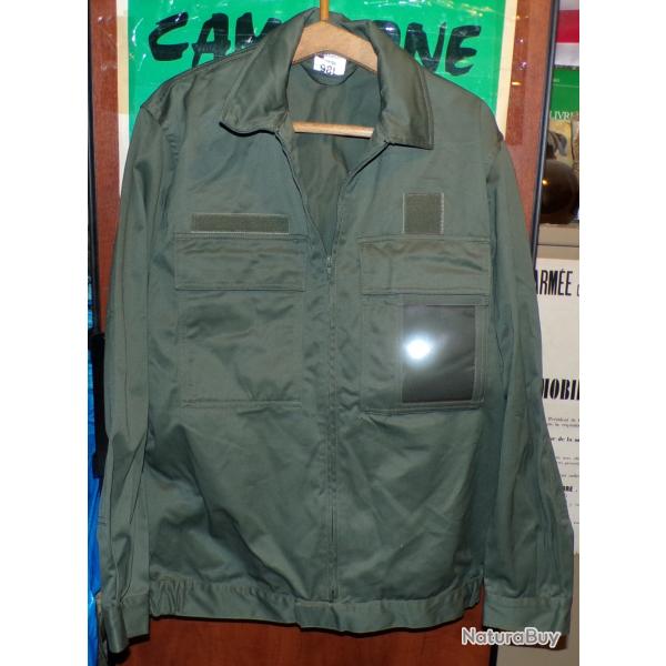 VESTE DE TREILLIS DE  L'ARMEE DE L'AIR  DE L'ARMEE FRANCAISE AVEC ETIQUETTE 2004  , TAILLE  MILITAIR