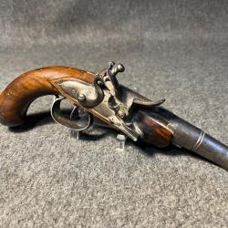 Pistolet de voyage a silex XVIII 1 euro sans prix de r&eacute;serve !!!
