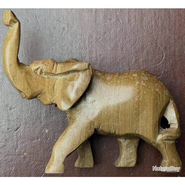 Statuette �l�phant bois