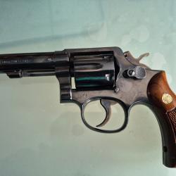 tr&egrave;s beau revolver S&W mod&egrave;le M10 Military / Police en 38 SPecial