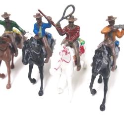 COW BOY WILD WEST  4 cavaliers WESTERN intacts