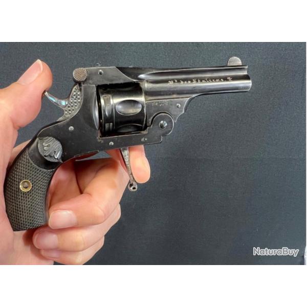 SUPERBE REVOLVER TOP BREAK VENDU PAR POIRIER A PARIS calibre 22 short