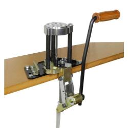 Presse de rechargement Lee &agrave; tourelle 4 trous avec index automatique.