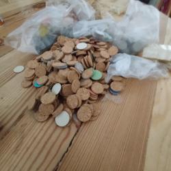 500 rondelles de fermeture cal 16 plastiques li&egrave;ge et carton blanc