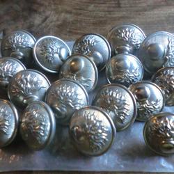 lots x 17 boutons  argent&eacute;  uniforme  infanterie