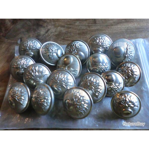 lots x 17 boutons  argent�  uniforme  infanterie