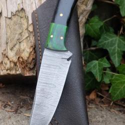 Skinner Couteau Damas Lame 256 Couches Lame Trailing Point Manche R&eacute;sine Fabr Artisanale Etui Cuir01